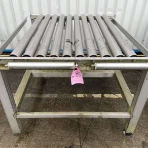 C85. Roller Conveyor