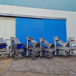 6 x GEA CrumbMaster 600